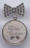 xmasbowmc.jpg (15051 bytes)
